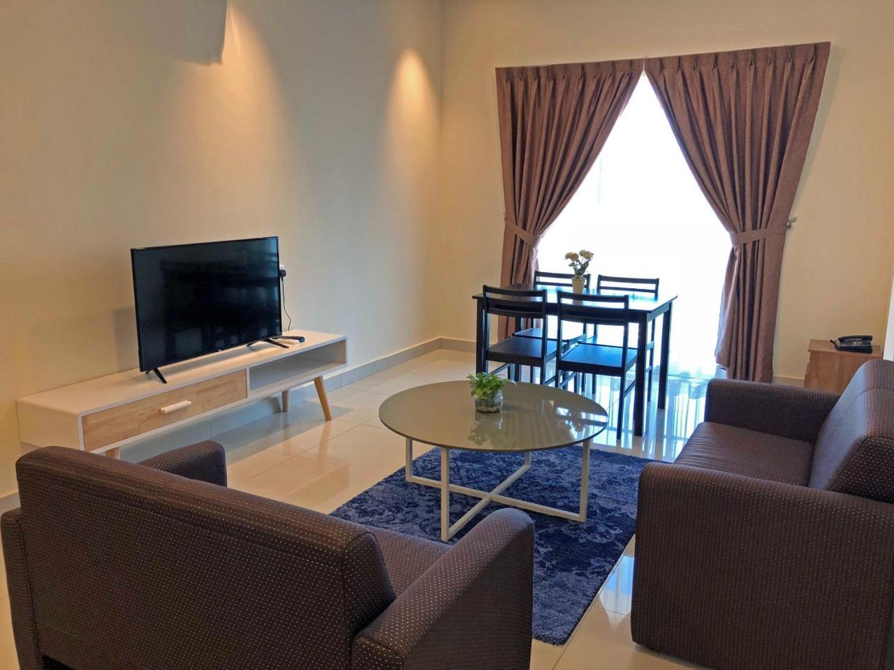 Aman Hills Hotel Kampong Timbunan Dış mekan fotoğraf