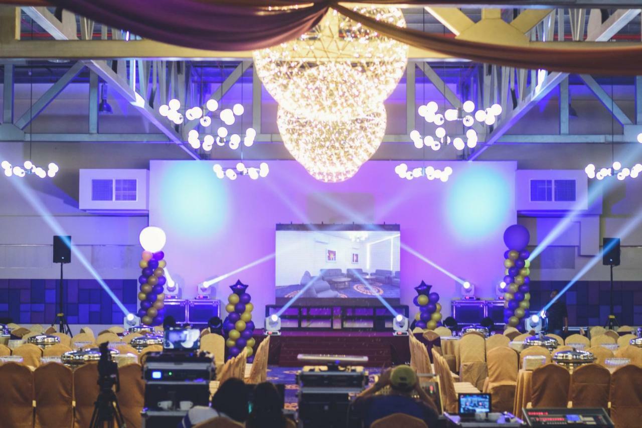 Aman Hills Hotel Kampong Timbunan Dış mekan fotoğraf