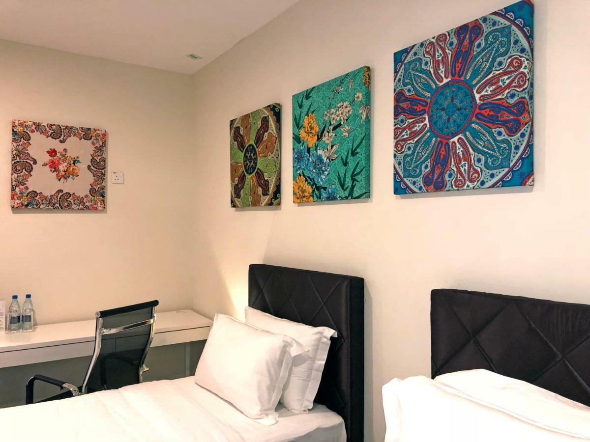 Aman Hills Hotel Kampong Timbunan Dış mekan fotoğraf