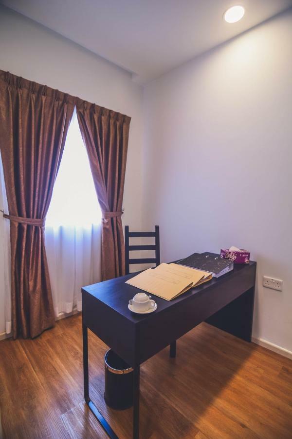 Aman Hills Hotel Kampong Timbunan Dış mekan fotoğraf